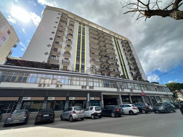 appartamento in vendita a Foggia in zona Immacolata / San Pio X