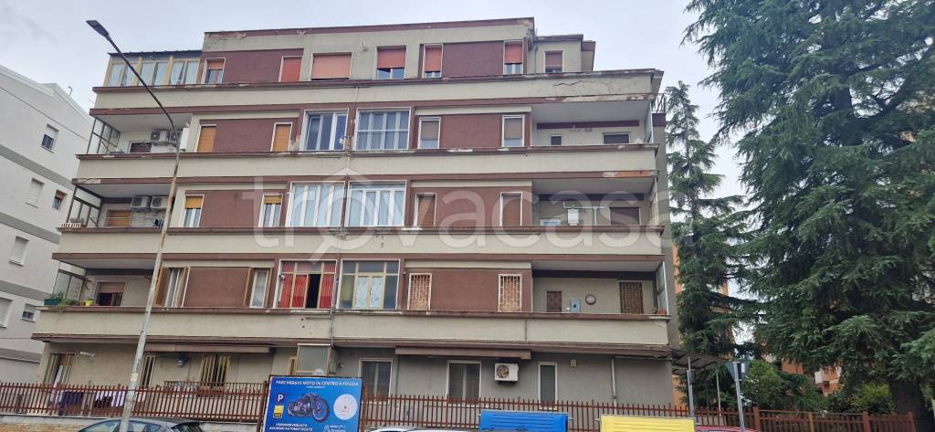appartamento in vendita a Foggia in zona Immacolata / San Pio X