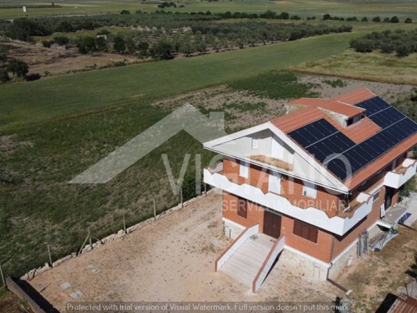 casa indipendente in vendita a Foggia in zona Centro Città
