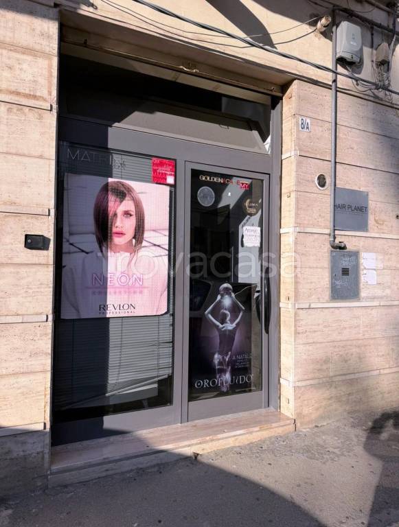 negozio in vendita a Foggia in zona Centro Città