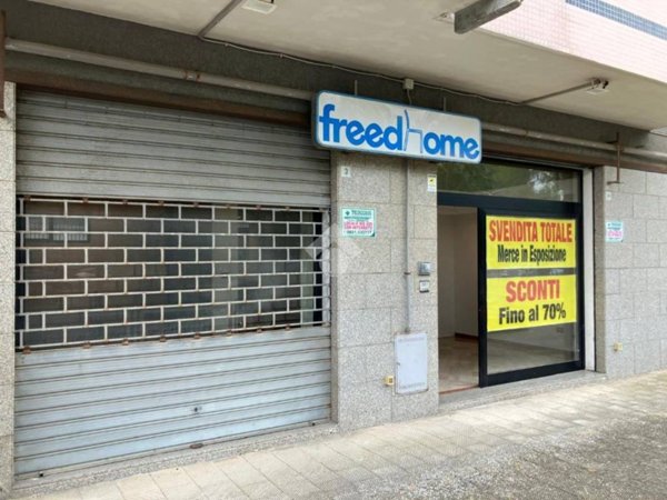negozio in vendita a Foggia