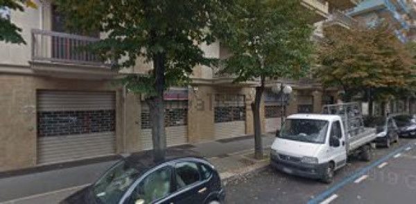 locale commerciale in vendita a Foggia in zona Centro Città