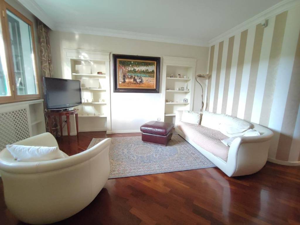 casa indipendente in vendita a Foggia in zona Macchia Gialla