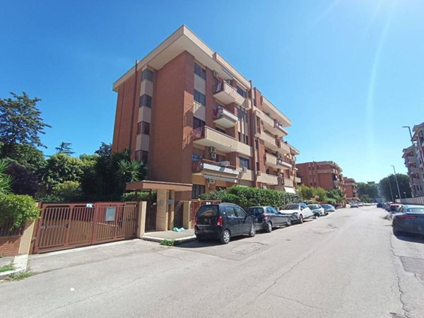 appartamento in vendita a Foggia in zona CEP