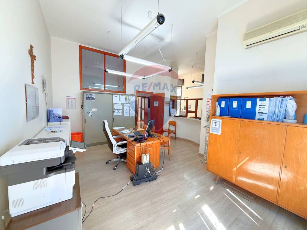 ufficio in vendita a Foggia in zona Centro Città