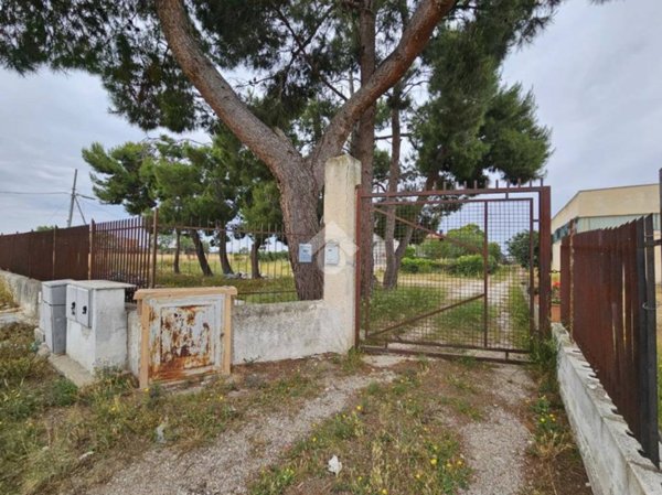casa indipendente in vendita a Foggia in zona Macchia Gialla