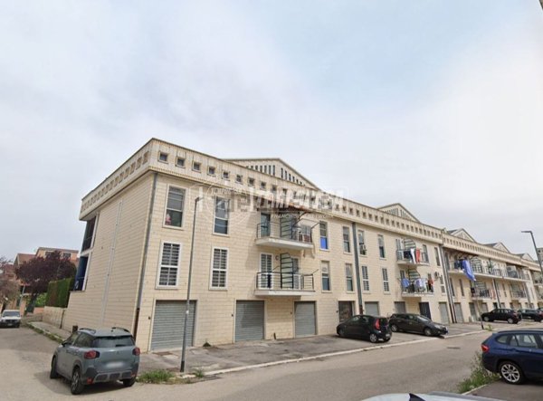 appartamento in vendita a Foggia in zona Macchia Gialla