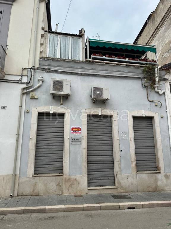 negozio in vendita a Foggia