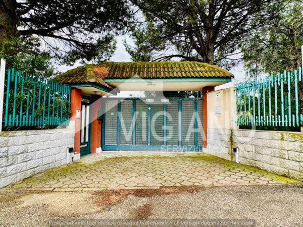casa indipendente in vendita a Foggia in zona Rione Diaz
