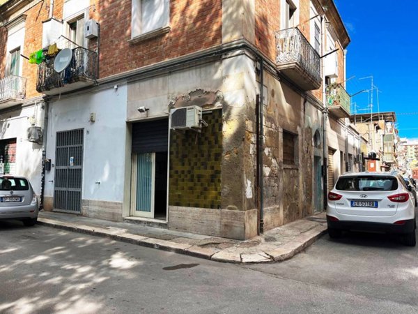 locale commerciale in vendita a Foggia