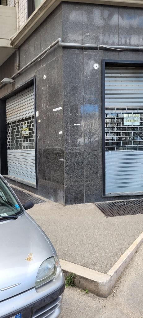negozio in vendita a Foggia in zona Centro Città