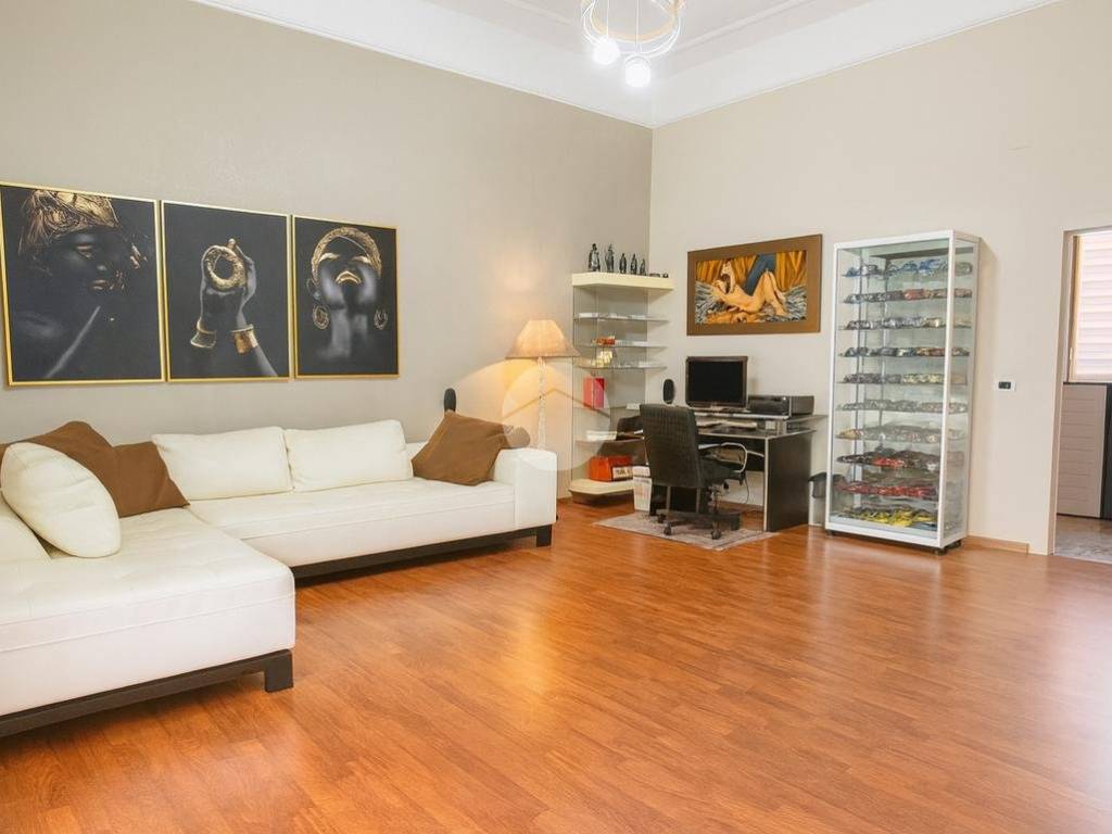 appartamento in vendita a Foggia in zona Candelaro