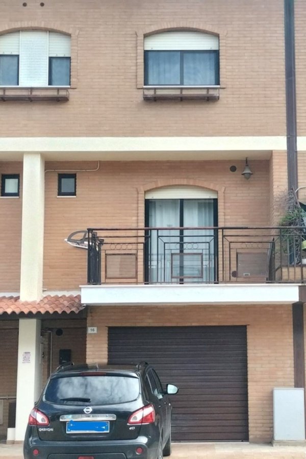 casa indipendente in vendita a Foggia