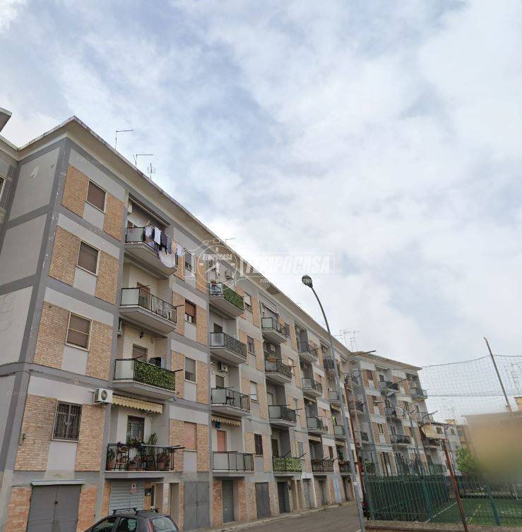 appartamento in vendita a Foggia in zona Immacolata / San Pio X