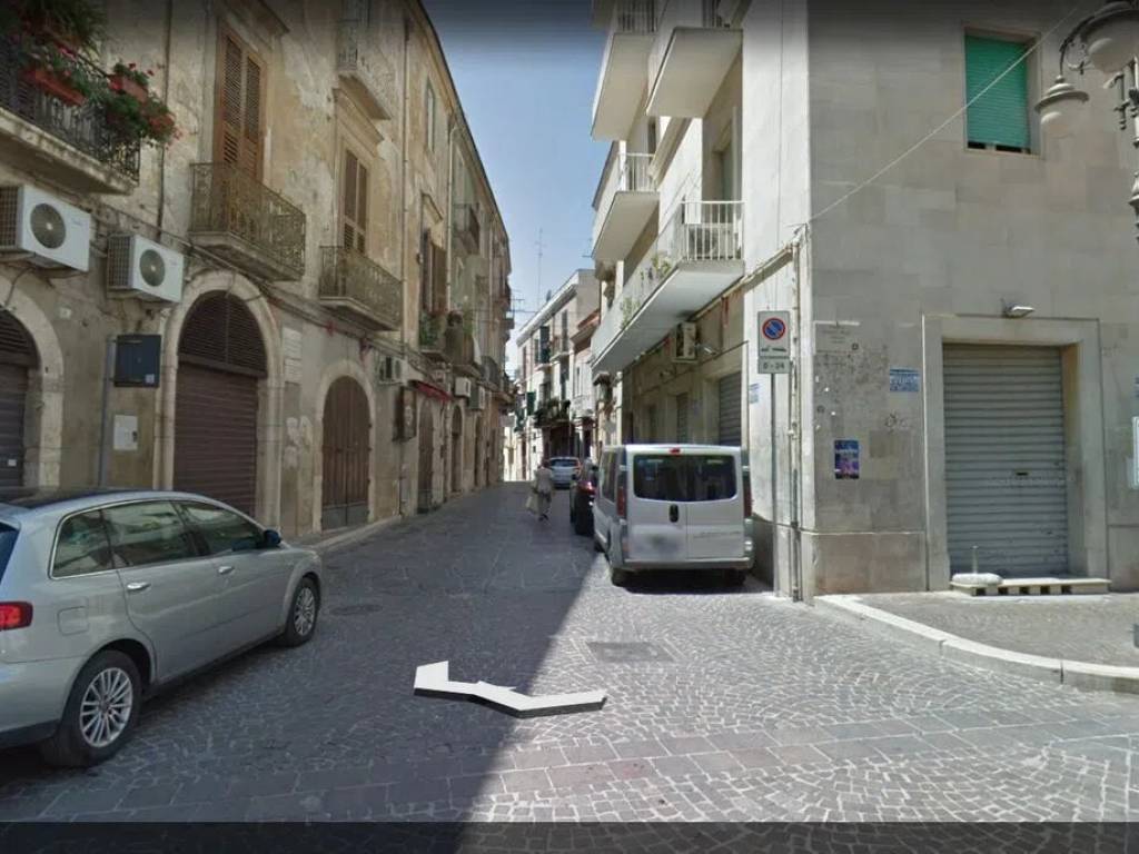 negozio in vendita a Foggia in zona Centro Città