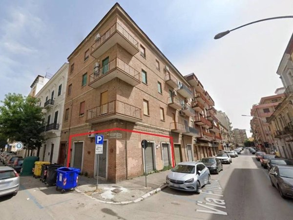 negozio in vendita a Foggia