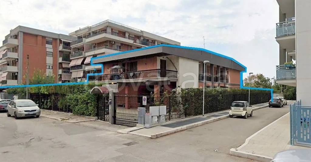 casa indipendente in vendita a Foggia in zona Rione Diaz