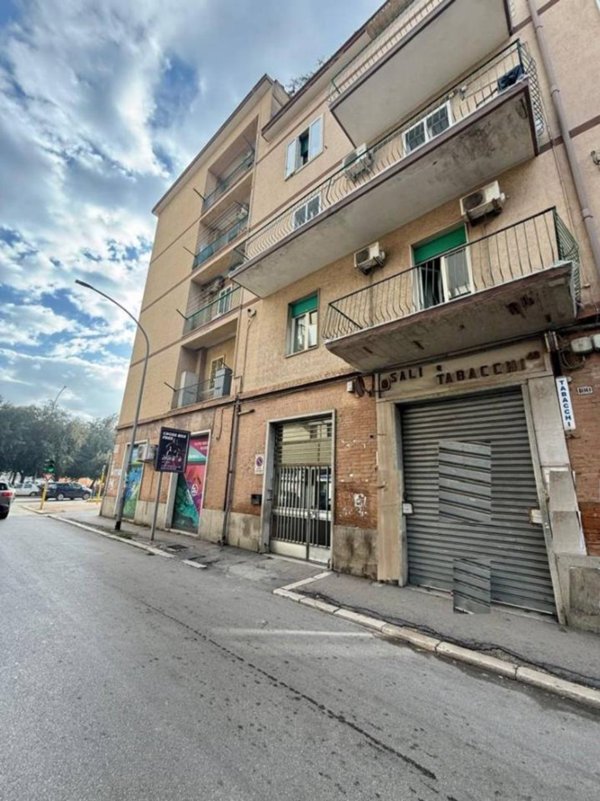 negozio in vendita a Foggia