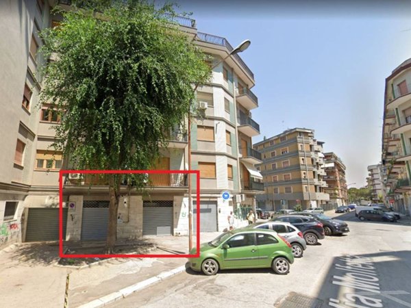 negozio in vendita a Foggia