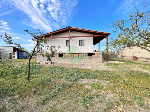 casa indipendente in vendita a Foggia in zona Stadio