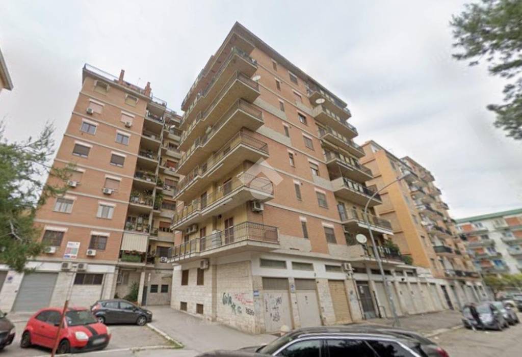 appartamento in vendita a Foggia in zona Immacolata / San Pio X