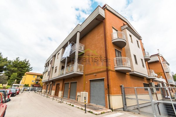 appartamento in vendita a Foggia in zona CEP