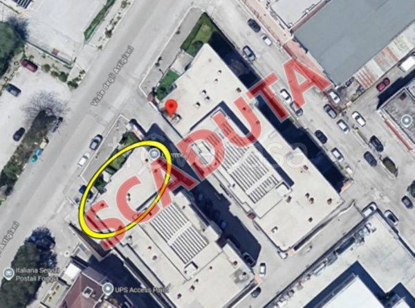 locale commerciale in vendita a Foggia in zona Villaggio Artigiani