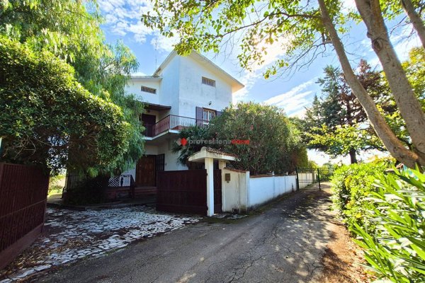 casa indipendente in vendita a Foggia in zona Rione Diaz