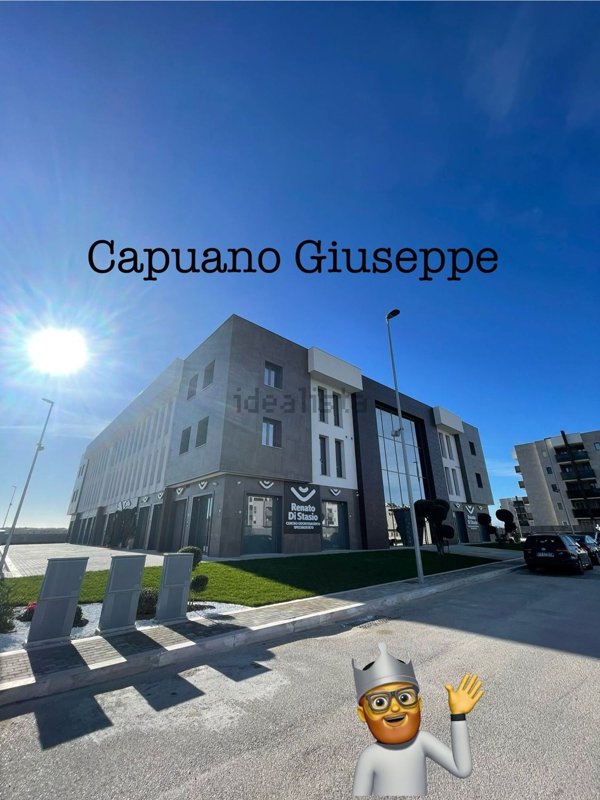 ufficio in vendita a Foggia in zona Macchia Gialla