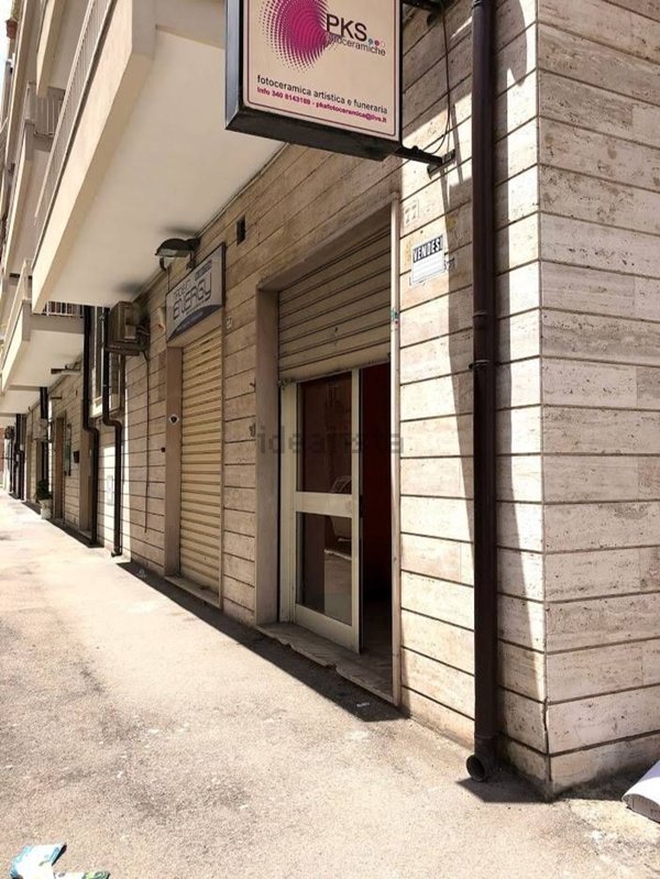 locale commerciale in vendita a Foggia
