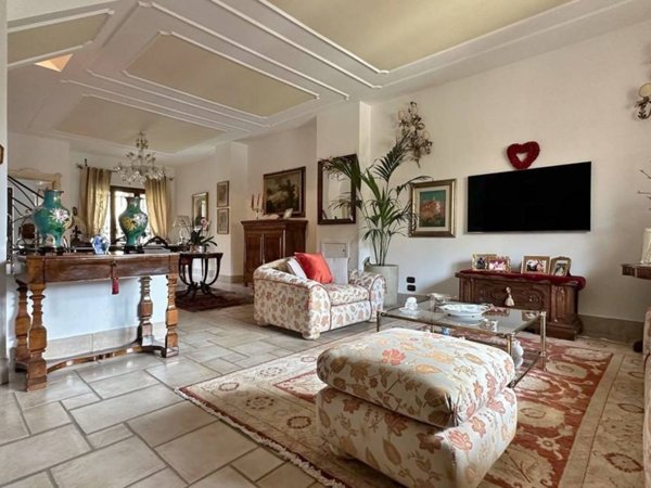 casa indipendente in vendita a Foggia in zona Macchia Gialla