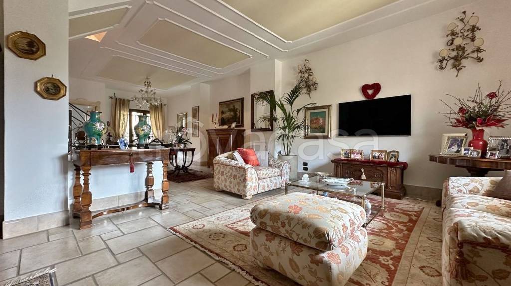 casa indipendente in vendita a Foggia in zona Macchia Gialla