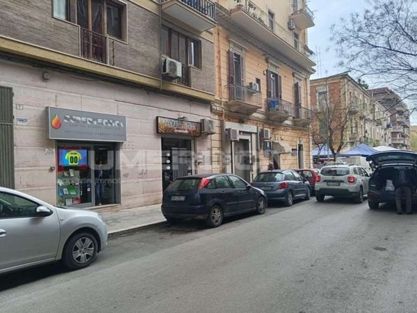 locale commerciale in vendita a Foggia