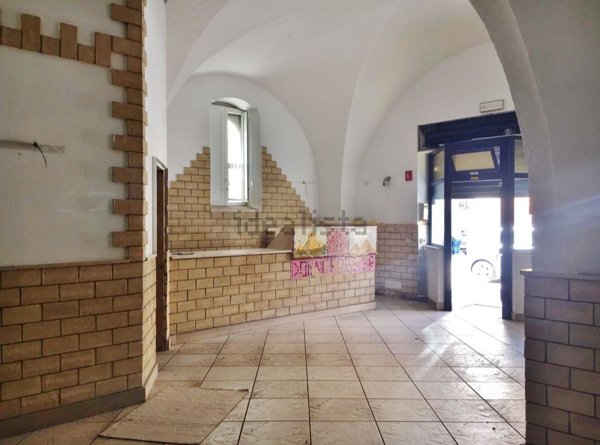 locale commerciale in vendita a Foggia