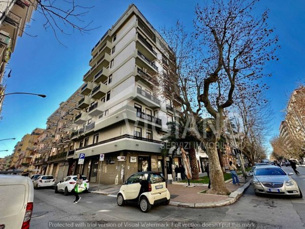 negozio in vendita a Foggia in zona Immacolata / San Pio X