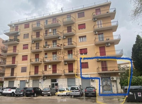 locale commerciale in vendita a Foggia in zona San Ciro