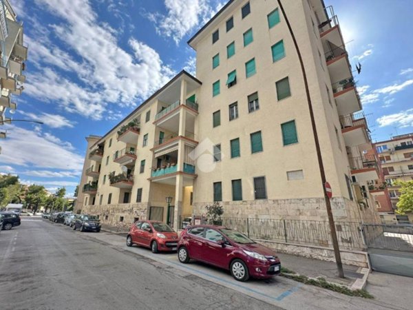 appartamento in vendita a Foggia in zona Immacolata / San Pio X