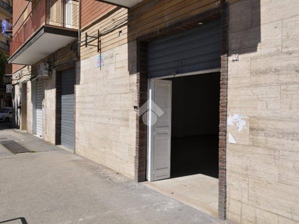 negozio in vendita a Foggia in zona Immacolata / San Pio X