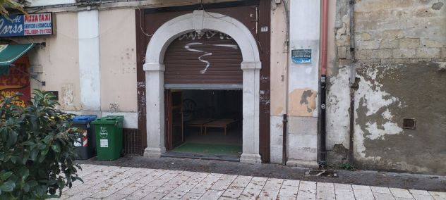 negozio in vendita a Foggia in zona Centro Città