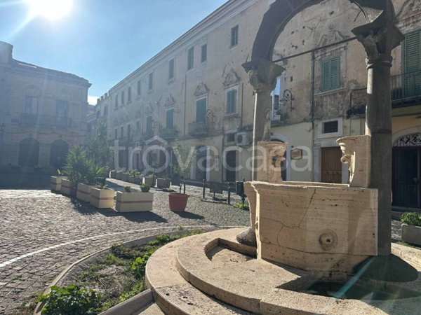 negozio in vendita a Foggia in zona Centro Città