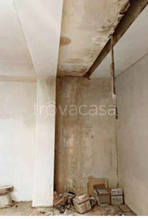 ufficio in vendita a Foggia in zona Ordona Sud