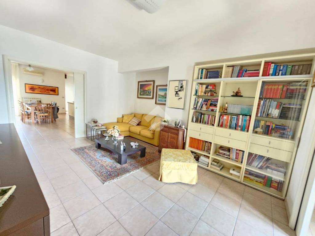 appartamento in vendita a Foggia in zona Macchia Gialla