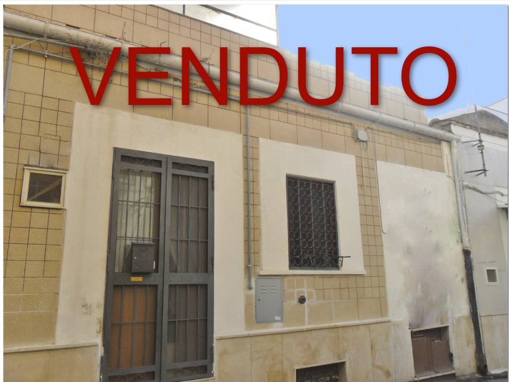 appartamento in vendita a Foggia in zona Candelaro