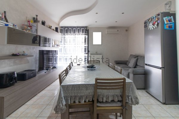 appartamento in vendita a Foggia in zona Villaggio Artigiani