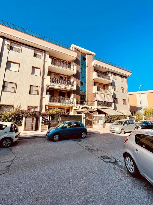 appartamento in vendita a Foggia in zona Macchia Gialla
