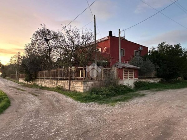 casa indipendente in vendita a Foggia in zona Rione Diaz