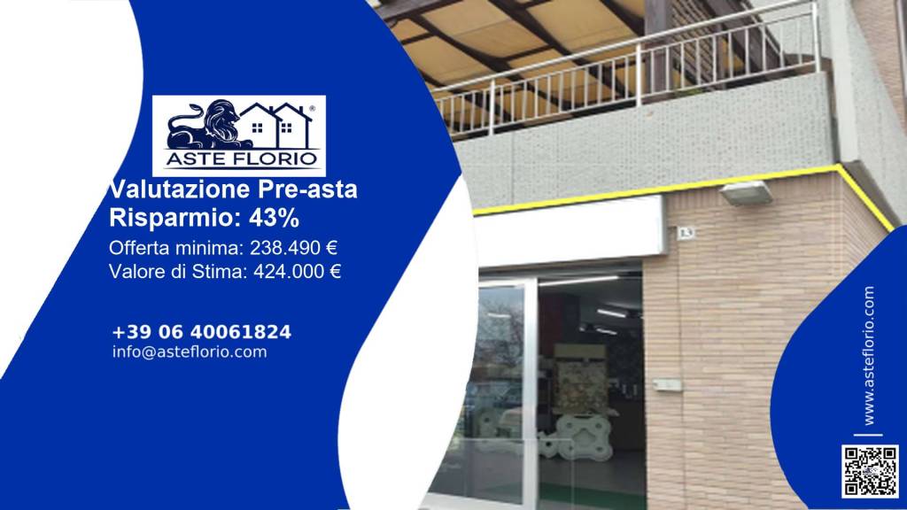 negozio in vendita a Foggia in zona Macchia Gialla