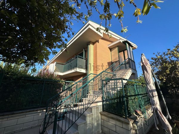 casa indipendente in vendita a Foggia