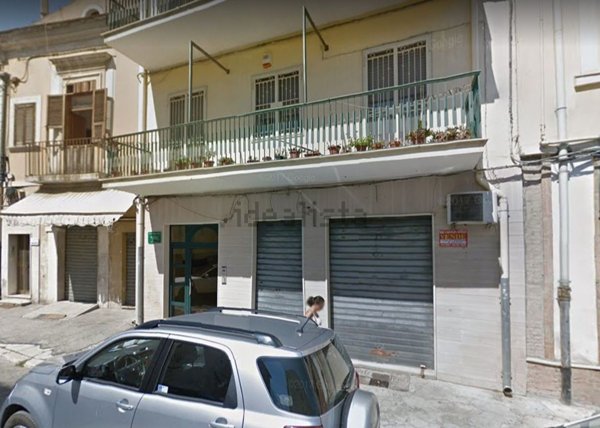 locale commerciale in vendita a Foggia in zona Centro Città