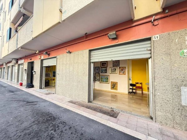 negozio in vendita a Foggia in zona Macchia Gialla